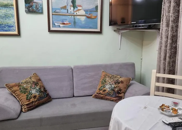 Appartement Edis's Corner Tirana